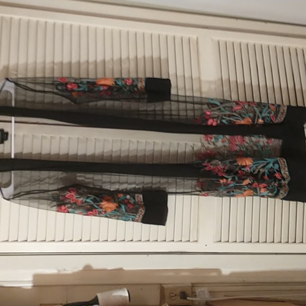 Liv Los Angelos black embroidered long sheer wrapper size small 3/4 sleeve sexy